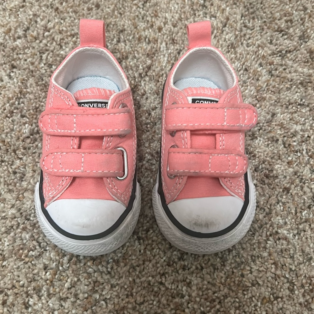 Pink baby converse size 3